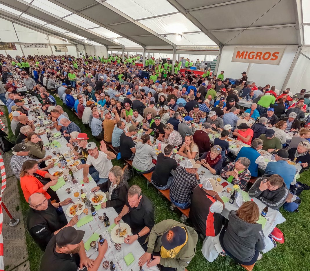 Catering Services der Migros Luzern am Zuger Kantonalen Schwingfest in Neuheim - Fotos by Thomi Studhalter, faszination fotografie, Willisau