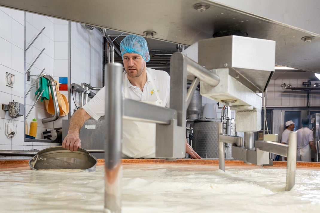 Napf-Chäsi AG Luthern, Migros AdR-Produzenten - Fotos by Thomi Studhalter, faszination fotografie, Willisau