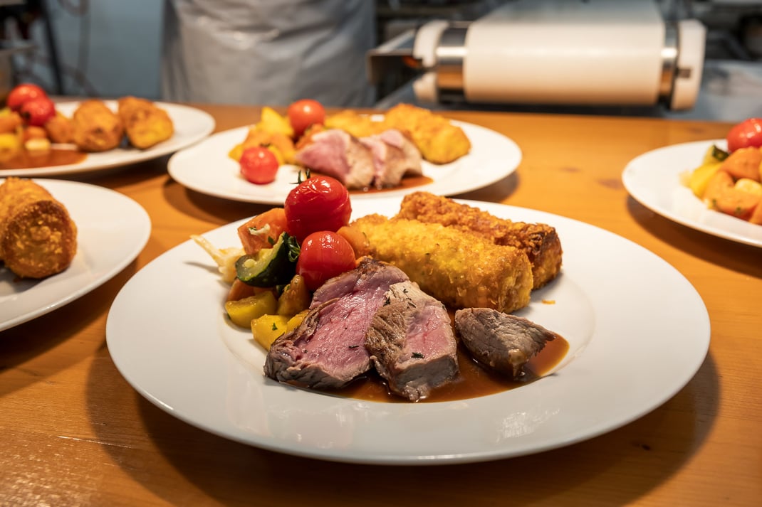 Migros Catering Services Zürich GMZ im Einsatz am Eidgenössischen Schwing- und Älplerfest in Mollis/GL