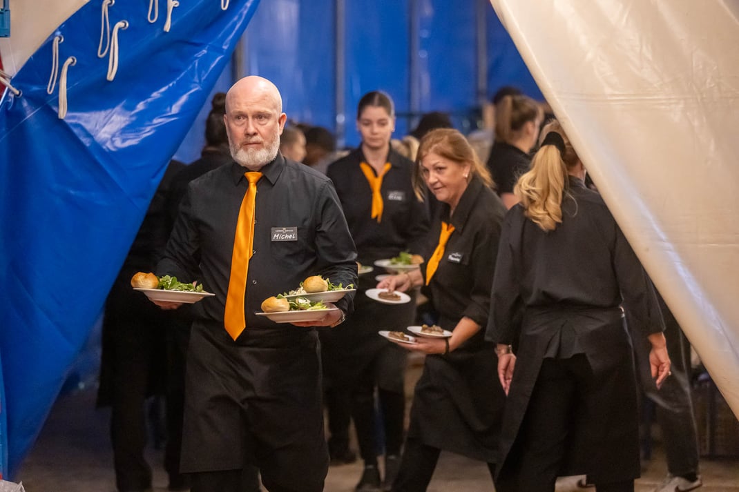 Fototdok Migros Catering Services im Zelt des Zirkus Monti - Fotos by Thomi Studhalter, faszination fotografie, Willisau
