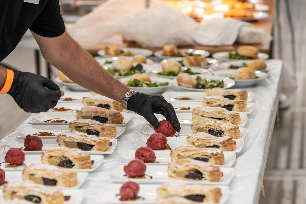 Migros Catering Services Zürich GMZ im Einsatz am Eidgenössischen Schwing- und Älplerfest in Mollis/GL