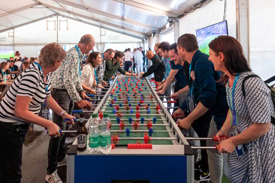 Töggele im Aussenzelt