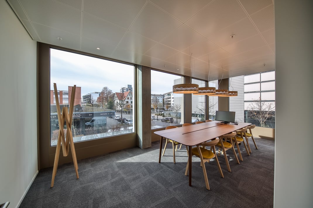 Wunderbares Dorftheater: Die Theatergruppe Flühli gastiert mit einem dreiteiligen Schwank im stilvoll restaurierten Saal des Hotel Kurhaus Flühli.