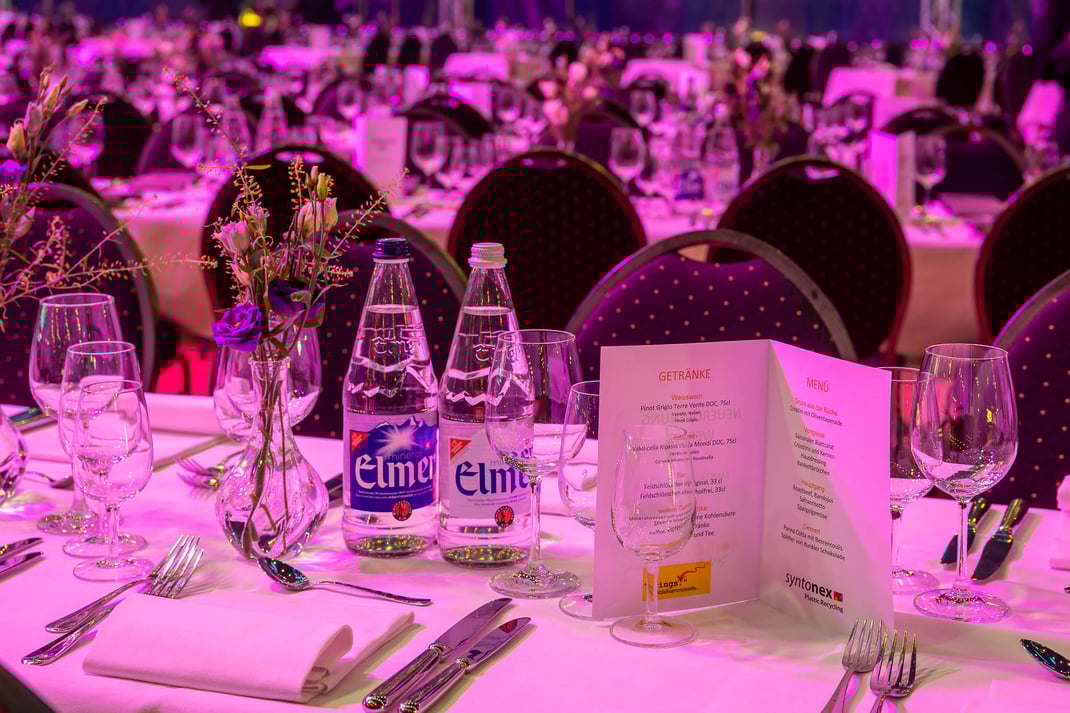 Fototdok Migros Catering Services im Zelt des Zirkus Monti - Fotos by Thomi Studhalter, faszination fotografie, Willisau