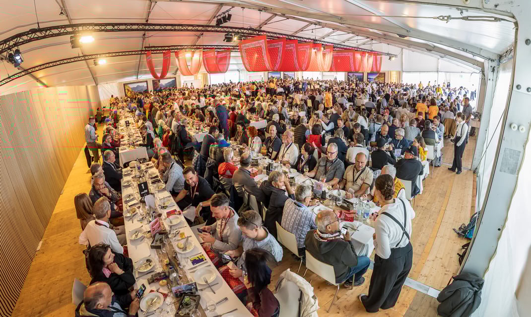 Migros Catering Services Zürich GMZ im Einsatz am Eidgenössischen Schwing- und Älplerfest in Mollis/GL