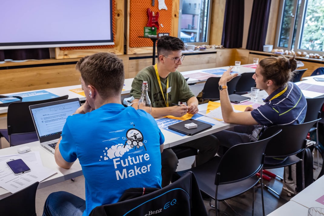 "Future Makers" an der konzentrierten Arbeit im trendigen Hotel 25hours an der Langstrasse.