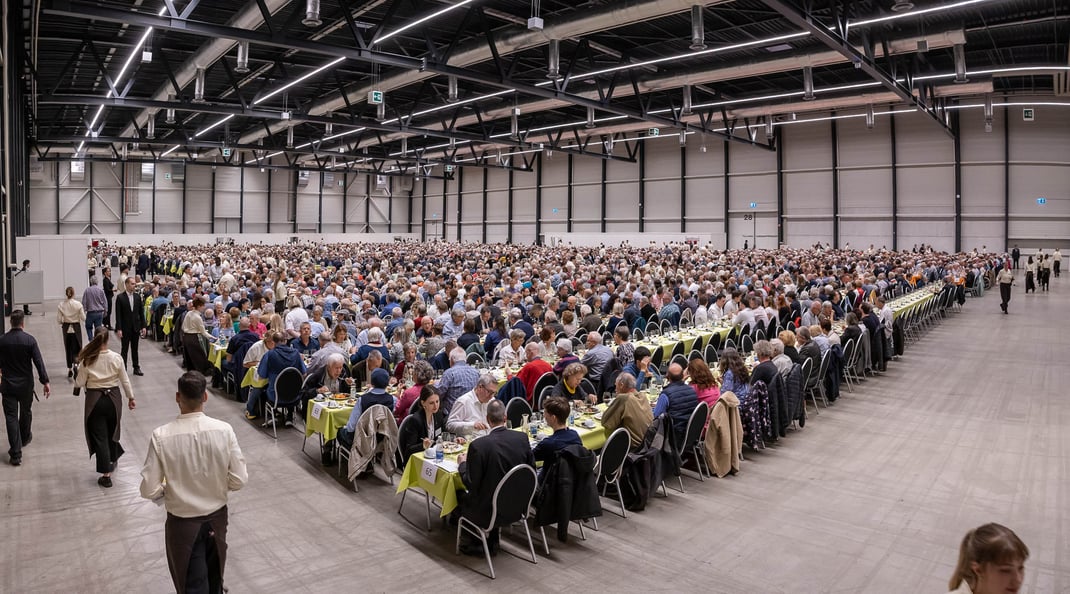 Für die Aktionär:innen mindestens so wichtig wie der protokollarische Teil: das gemeinsame Abendessen mit dem Traditionsmenu