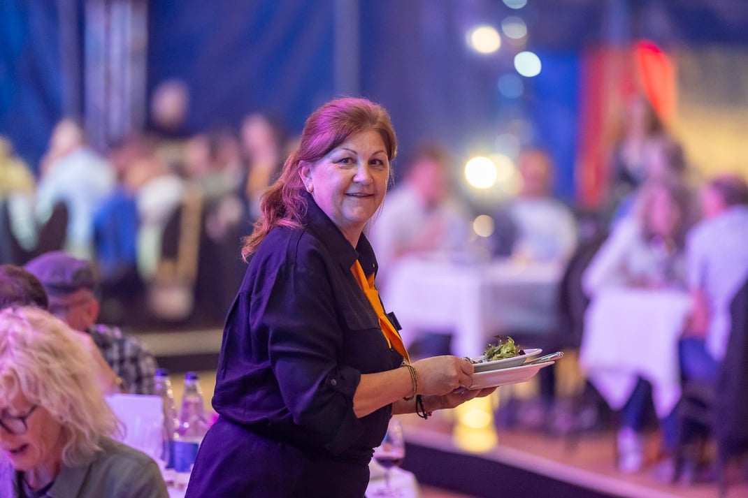 Fototdok Migros Catering Services im Zelt des Zirkus Monti - Fotos by Thomi Studhalter, faszination fotografie, Willisau