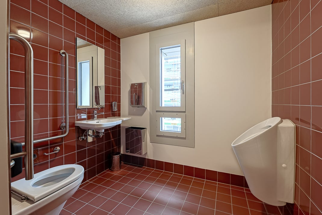 Baureag Architekten AG: Sanierung Bestandesbau SWS Medien AG - Fotos by Thomi Studhalter, faszination fotografie, Willisau