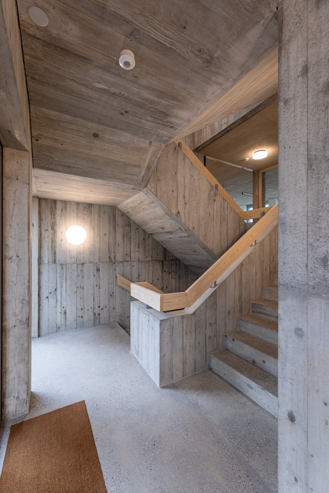 Baureag Architekten AG: Sanierung Bestandesbau SWS Medien AG - Fotos by Thomi Studhalter, faszination fotografie, Willisau