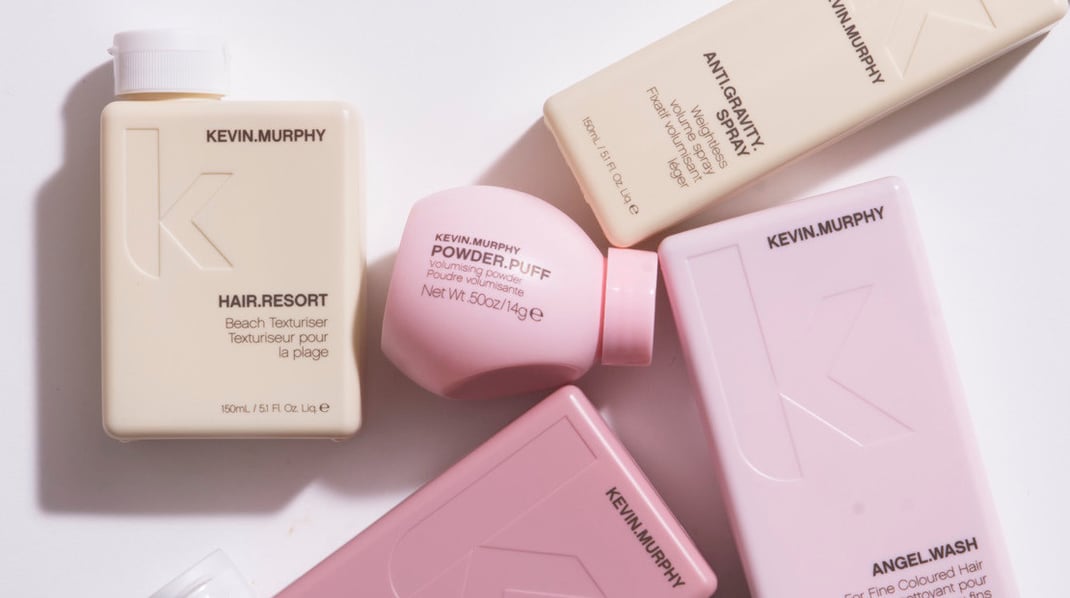 Bij Fleur de Lee kan je terecht voor breedt assortiment haarverzorgingsproducten van Kevin Murphy. 