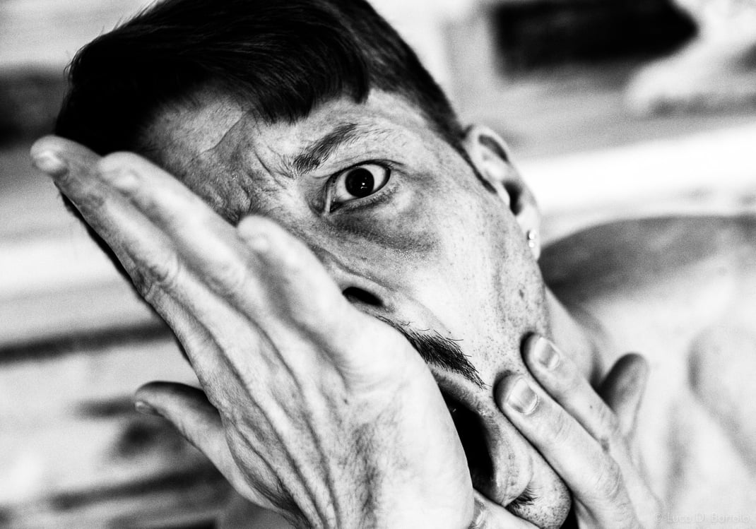 Luca Di Bartolo, architetto fotografo, videomaker Servizi fotografici e video per  architettura, fotografia industriale aziendale, commerciale e immobiliare a Cagliari e in Sardegna. Servizio fotografico e video per  matrimonio e cerimonie, moda e fashion