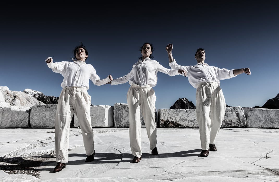 Luca Di Bartolo, architetto fotografo, videomaker Servizi fotografici e video per  architettura, fotografia industriale aziendale, commerciale e immobiliare a Cagliari e in Sardegna. Servizio fotografico e video per  matrimonio e cerimonie, moda e fashion