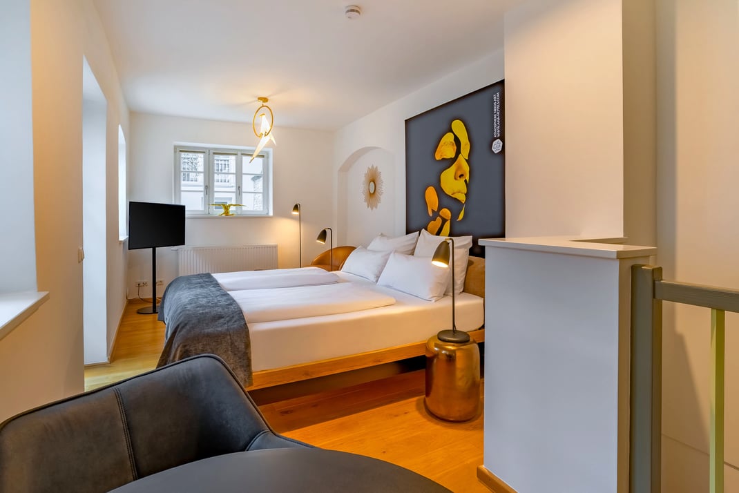 ART HOTEL ANA LIVING . AUGSBURG CC