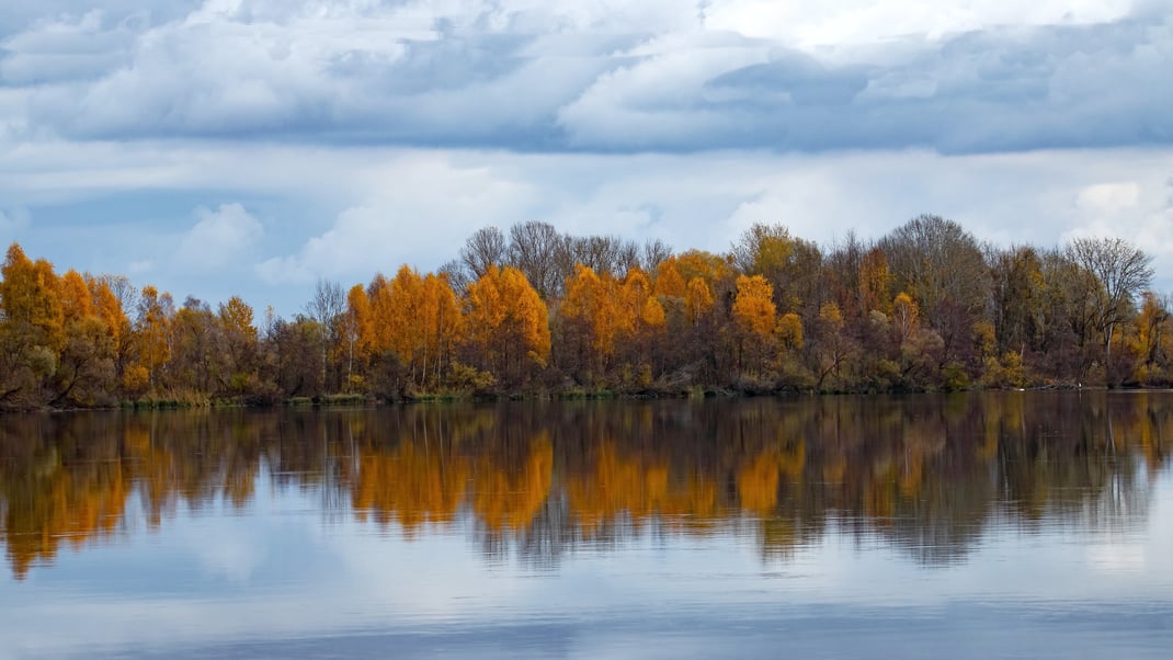 Blick Isarabwärts nach Zulling (Foto: Fred Gruber 2021)