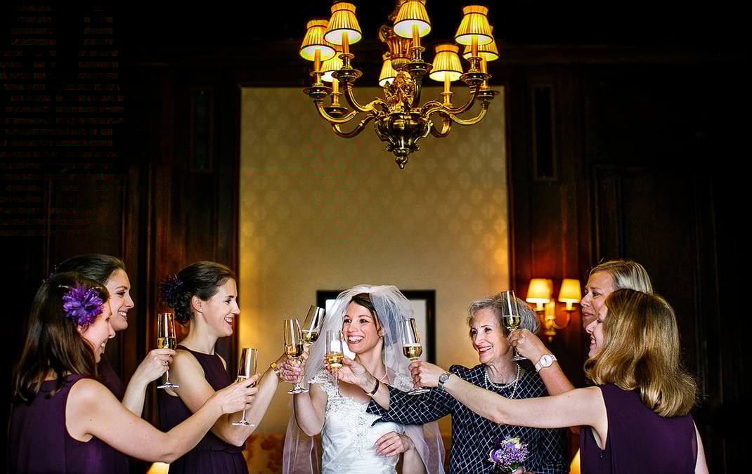 Braut mit Brautmutter im Grand Deluxe Room