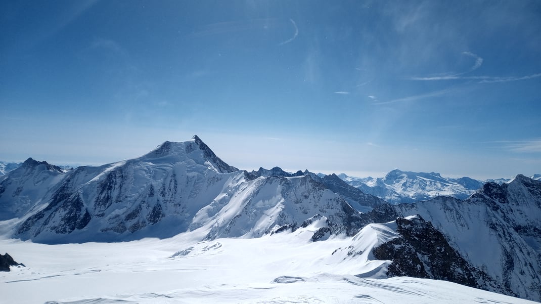 Aletschhorn von Norden Foto ©Longi