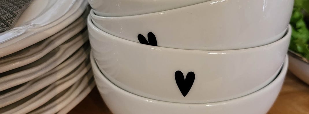 Herzstickeridee auf Glas