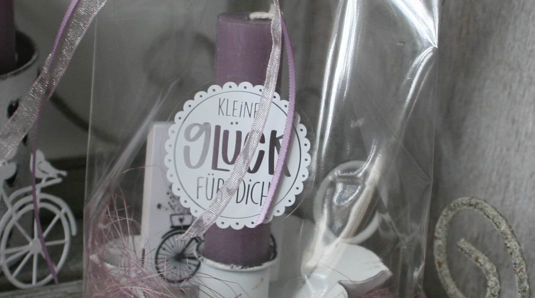 Sticker/Aufkleberidee "schön dass es dich gibt"