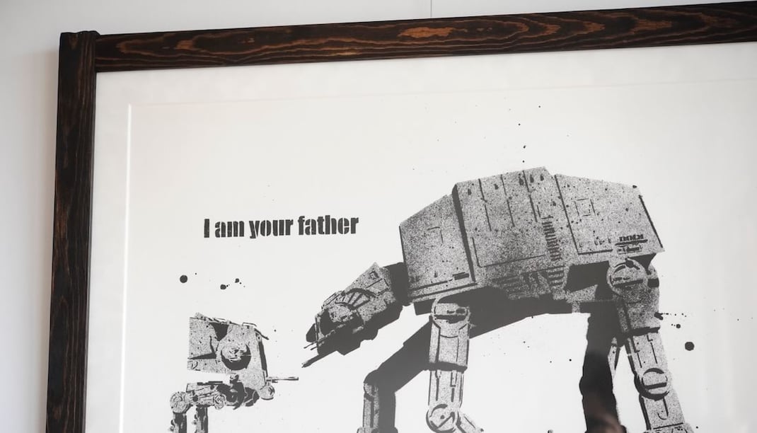 Supremeのポスターの額装画像２