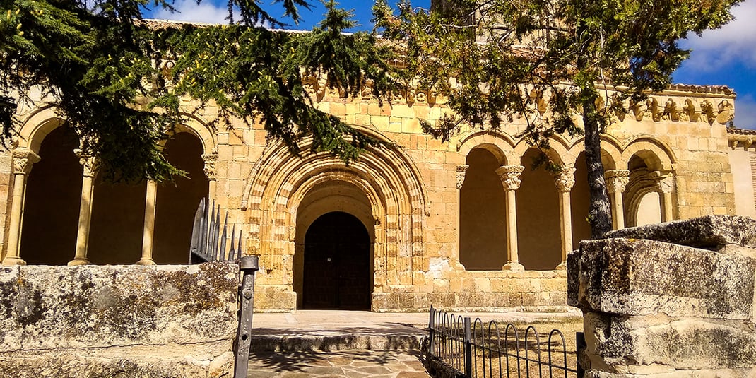 Iglesia de Sotosalbos