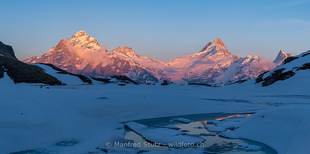 Letztes Licht auf den Bergen am Bachsee, Kanton Bern, Schweiz, D4D1588-Pano-2.