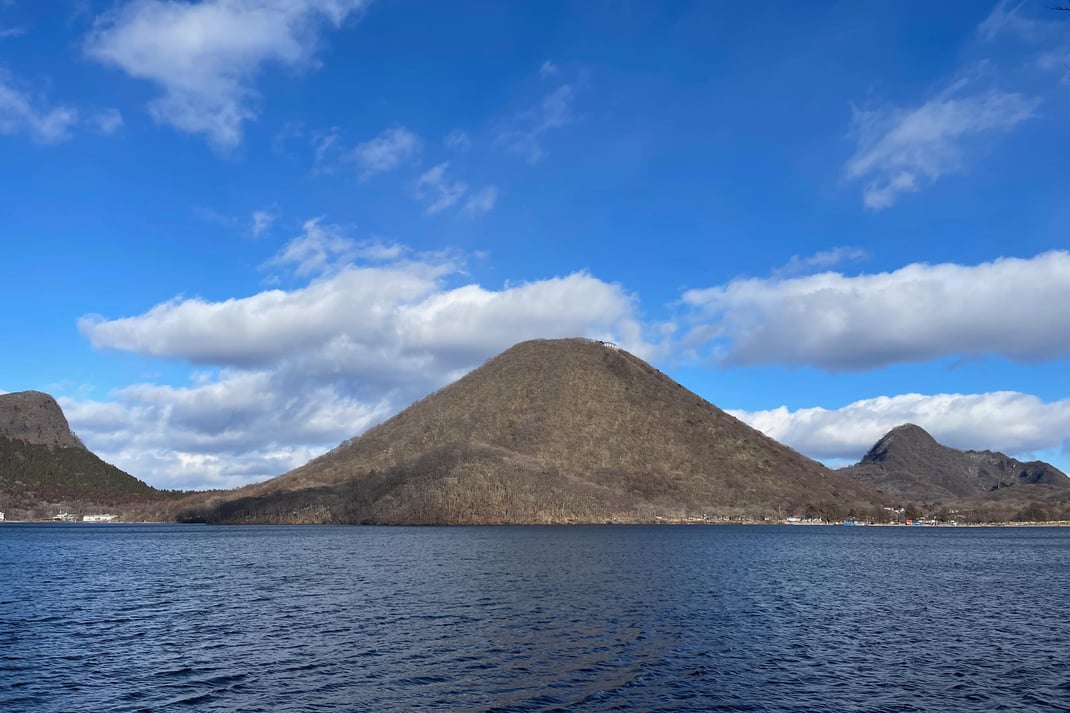 榛名山と榛名湖（冬期）
