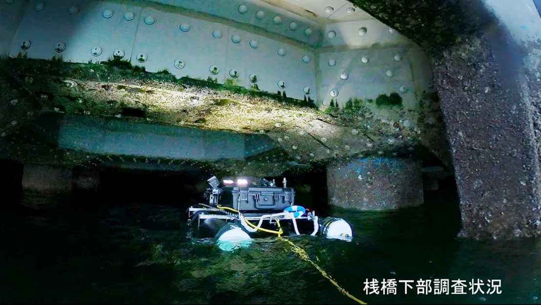 Hy-CaTによる航行・計測イメージ