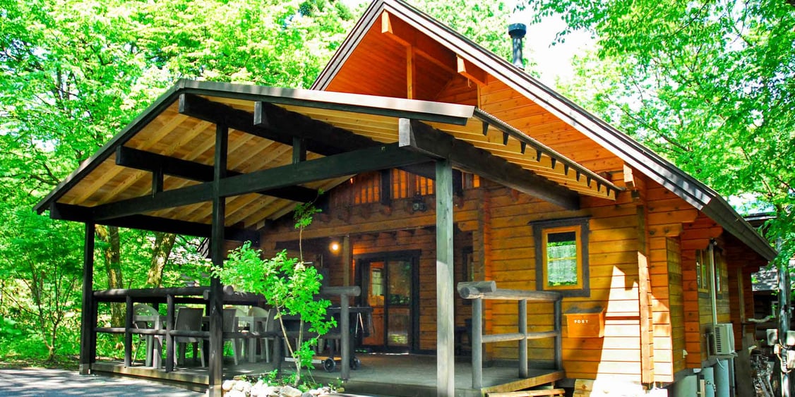 角ログコテージ