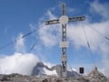 Noch ein Pic des wunderschönen Gipfelkreuz. OEAV Hanzing-Freinberg stand darauf.
