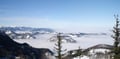 Oben angekommen, genossen wir ein tolles Panorama. Links im Bild kann man das Höllengebirge und den Traunstein gut erkennen.