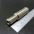 材質 : SUS304　　　 サイズ : φ13.8ｘ57　　　　　　　 LOT : 5000　　　　　　  SUS304の製品です。自動車向けです。穴φ5.7で貫通しており、材質からしても安定した加工が難しい製品です。