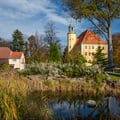 Am Schloss in Langburkersdorf.