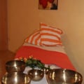 Massage, Reiki oder Klangschalenbehandlungen