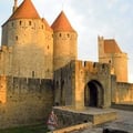 Carcassonne (Altstadt): Das Narbonner Tor (Haupteingang