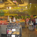 Gemüse und Früchte im Wohle Foods Market