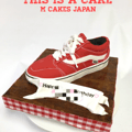 スニーカー立体ケーキ【誕生日/イベント/オーダーメイドケーキ通販】