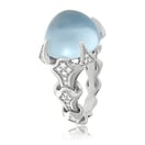 Schmuckring in Weissgold mit einem Cabachon Aquamarin und Brillanten aus der Eternity Kollektion der Goldschmiede OBSESSION Zürich und Wetzikon