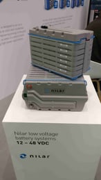 Nilar Akku 12 bis 48 Volt Niedervolt System Kleinspannung Foto Solarstrom - Simon