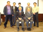 当日の講演会講師　慶應義塾大学名誉教授　河合正朝さん　を囲んで
