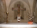Romanisches Kruzifix in der Krypta