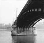 Die untere Seite der schönen Johanniterbrücke mit Blick Richtung Kleinbasel, 1960