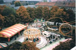 Gesamtansicht der Herbstmesse auf der Rosental-Anlage, 1987