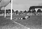 Der FCB-Torhüter Paul Wechlin im Match FC Basel - FC Zürich (2:2) im Stadion Landhof im Juni 1943