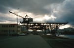 Abendstimmung im Klybeck-Hafen mit dem kleinen Kran der RGU (vorm.Rheinische Kohlenumschlags AG), 2001 