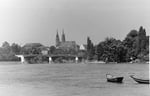Blick vom St.Alban-Rheinweg auf die Wettsteinbrücke und gegen das Münster, 1970