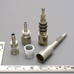 旋盤加工（真鍮・SUS303。ゴム入)