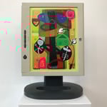 Goldiger Herbst | 2019 | Monitor, acrylic paint, oil paint, oil pastel | 30,5 × 23 cm