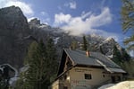 Berggasthof Koča na Gozdu unterhalb des Vršič Passs, Julische Alpen, Slowenien
