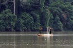 Fischer auf dem Sangha-Fluss, Republik Kongo